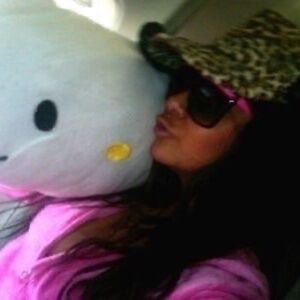 Meet your Posher, Mireya